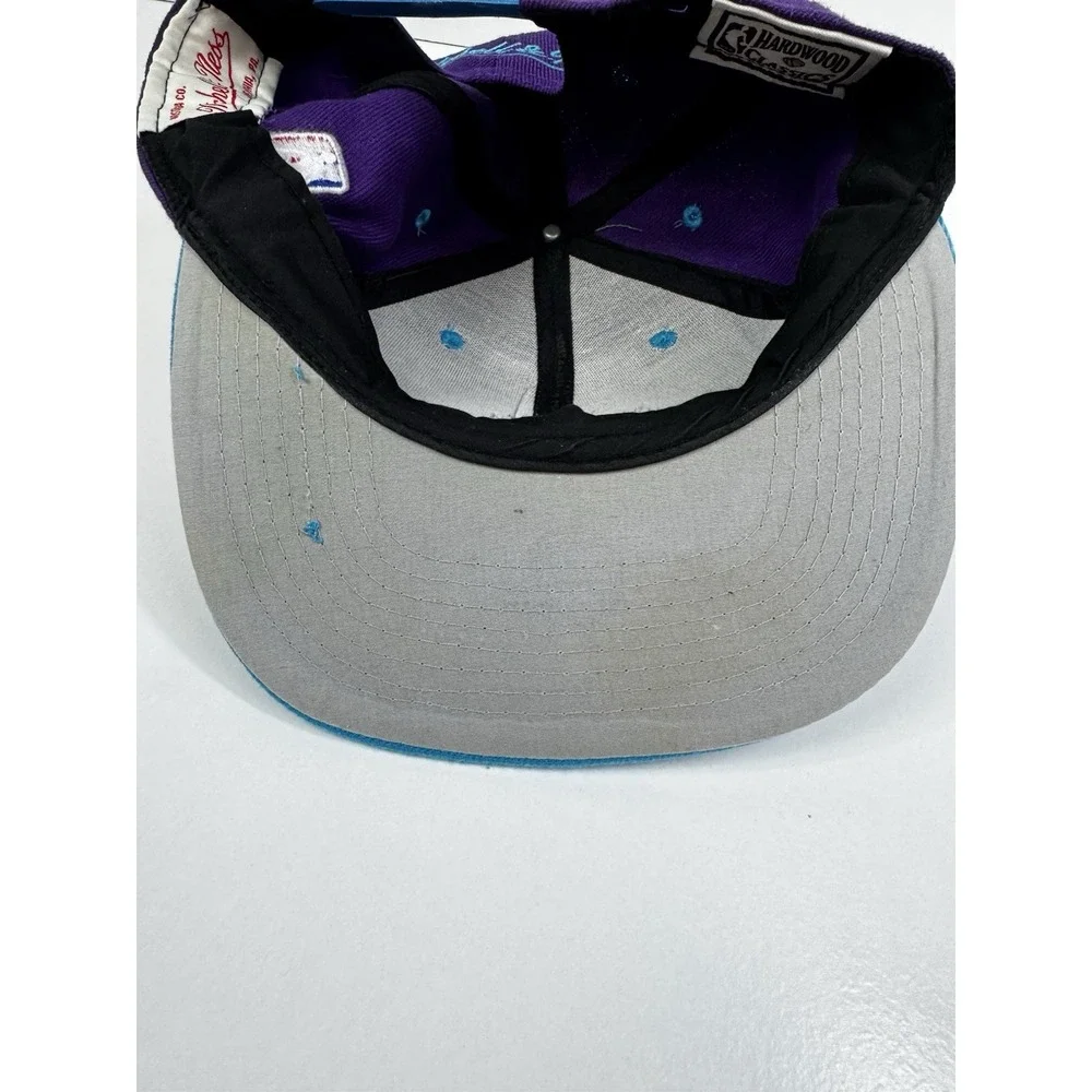 Mitchell & Ness Charlotte Hornets Snapback Hat Purple/Teal Cap Hardwood Classics
